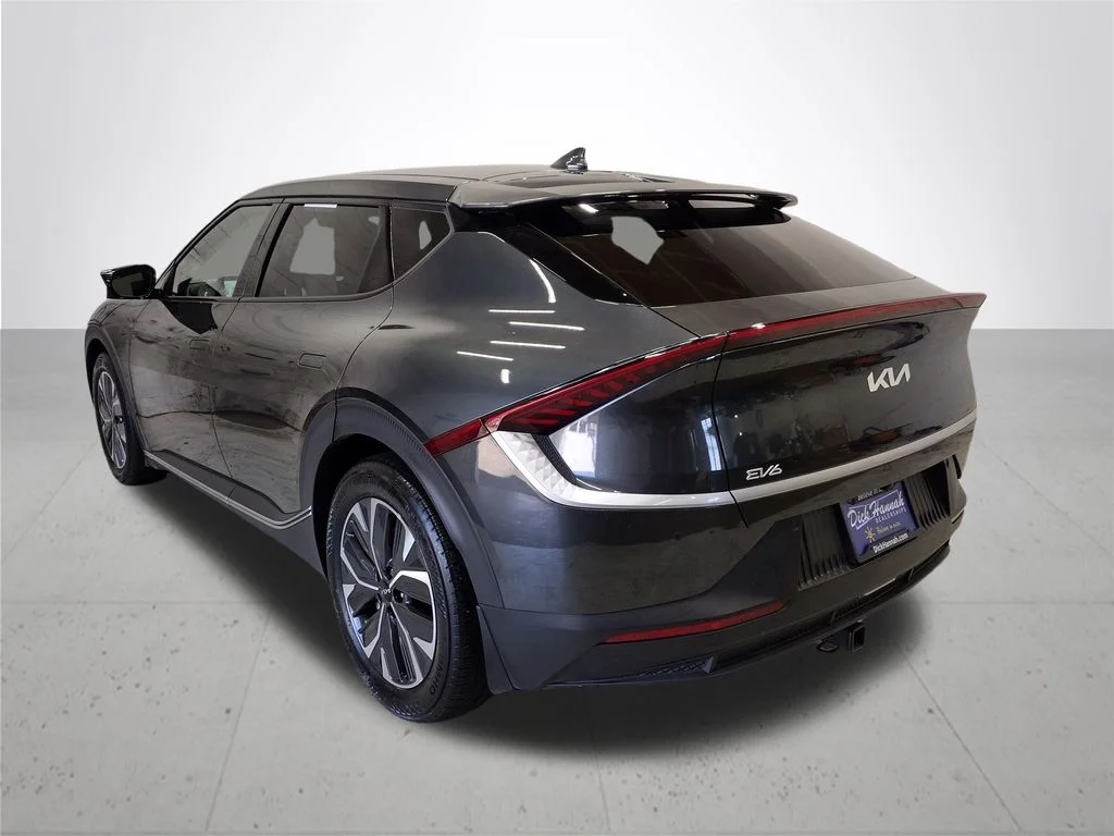 Used 2024 Gray Kia Light image 12