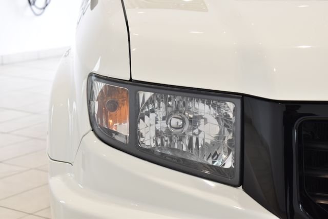 Used 2013 White Honda Sport image 2
