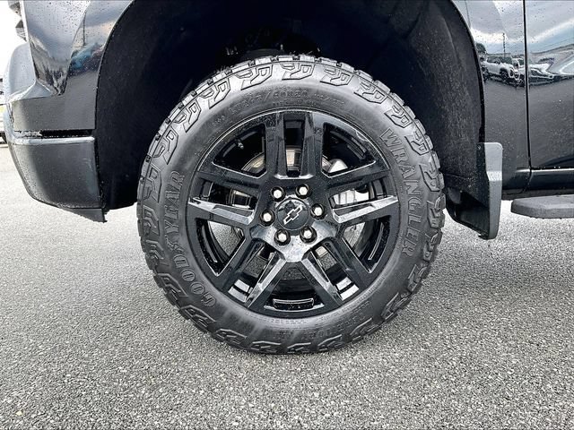 Used 2024 Black Chevrolet Custom Trail Boss image 7