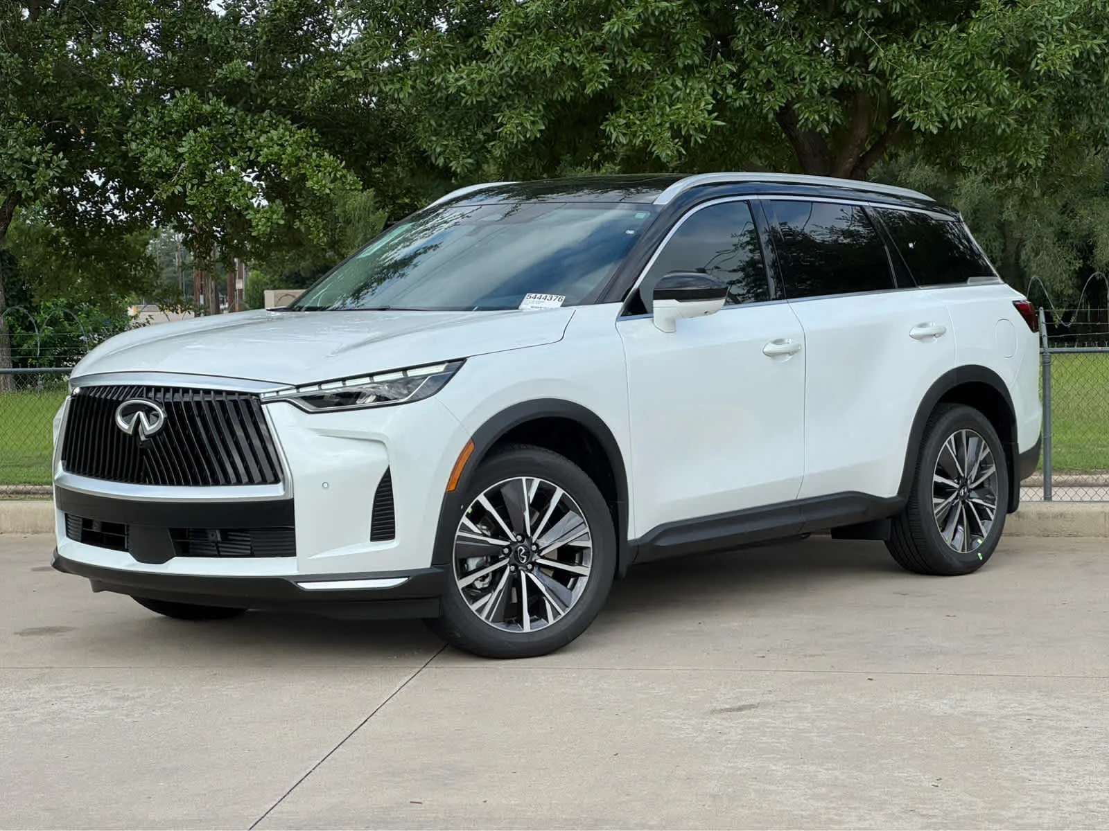 New 2027 INFINITI QX60 Luxe FWD