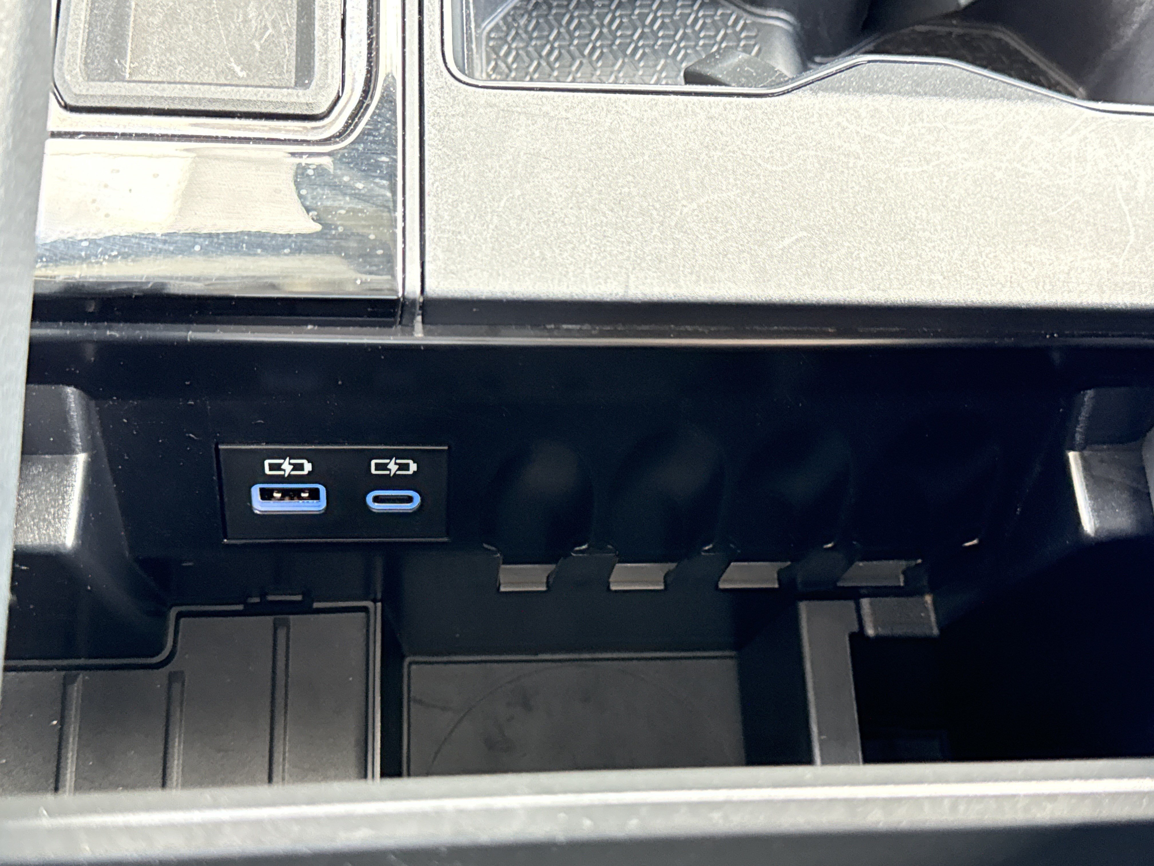 Used 2024 Ice Cap Toyota SR image 27