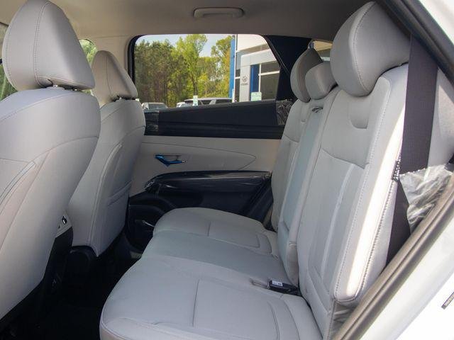 New 2026 White Hyundai SEL FWD image 9