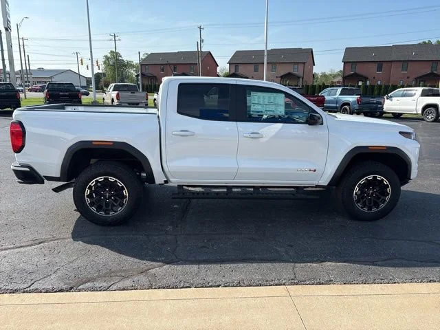2026 GMC Canyon AT4 - Photo 9
