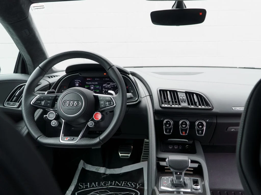 Used 2020  Audi V10 performance image 19