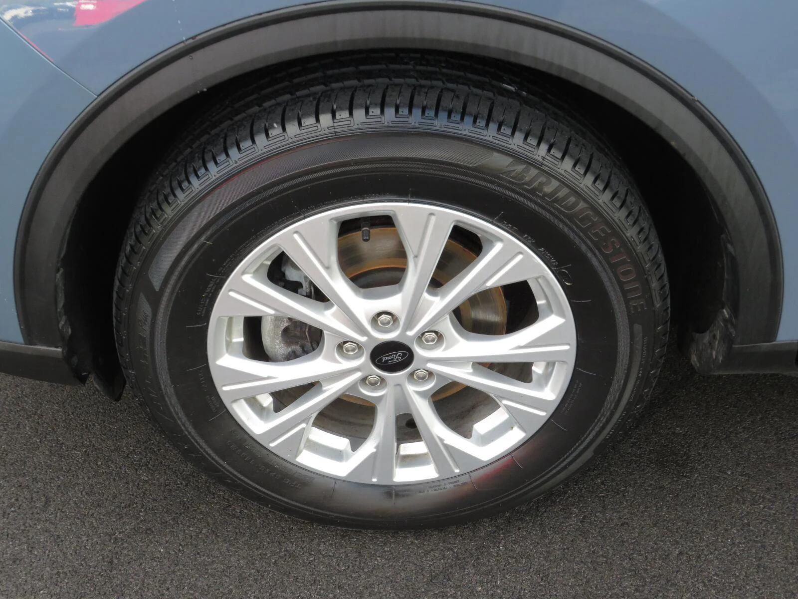 Used 2023 Vapor Blue Metall Ford Active image 18