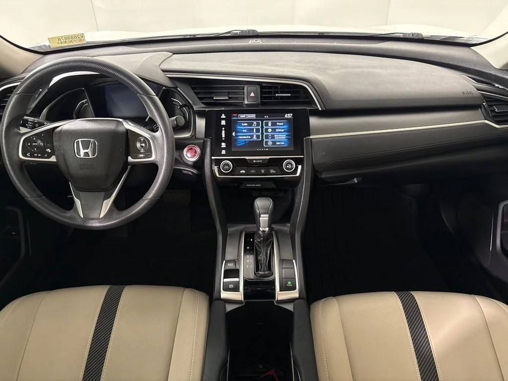 Used 2018  Honda EX image 31