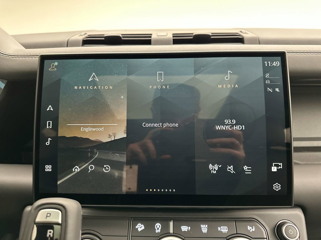 New 2026 Borasco Grey Land Rover X-Dynamic SE image 14