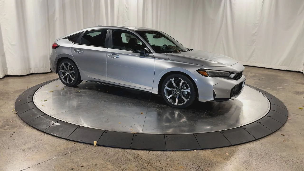 New 2026 Solar Silver Metallic Honda Sport Touring image 2