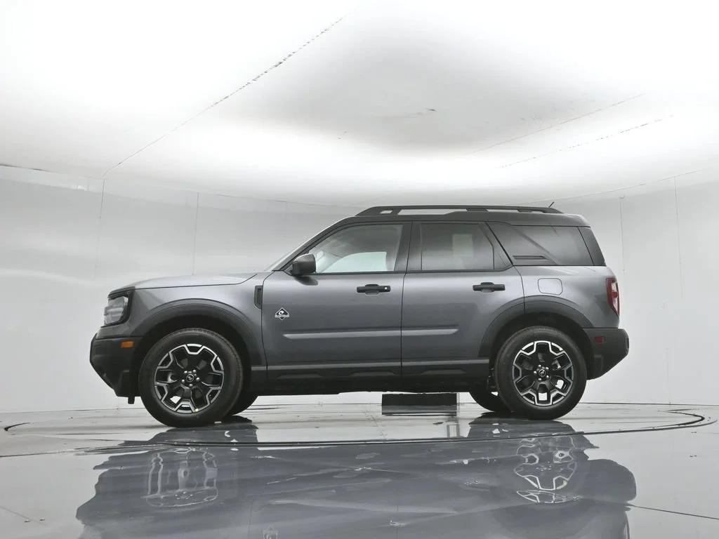 New 2026 Gray Ford Outer Banks image 7