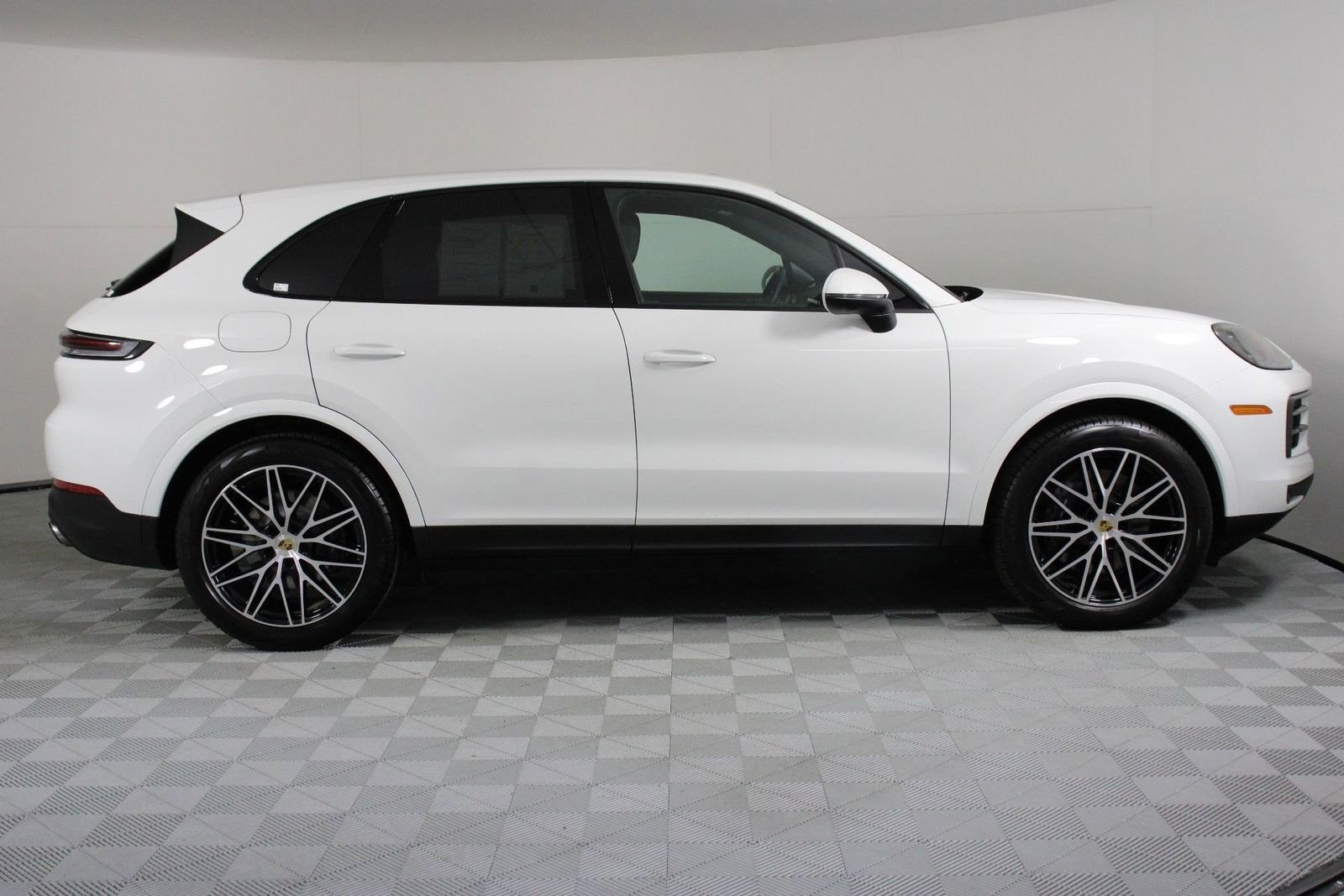 Certified Used 2024 White Porsche  image 8