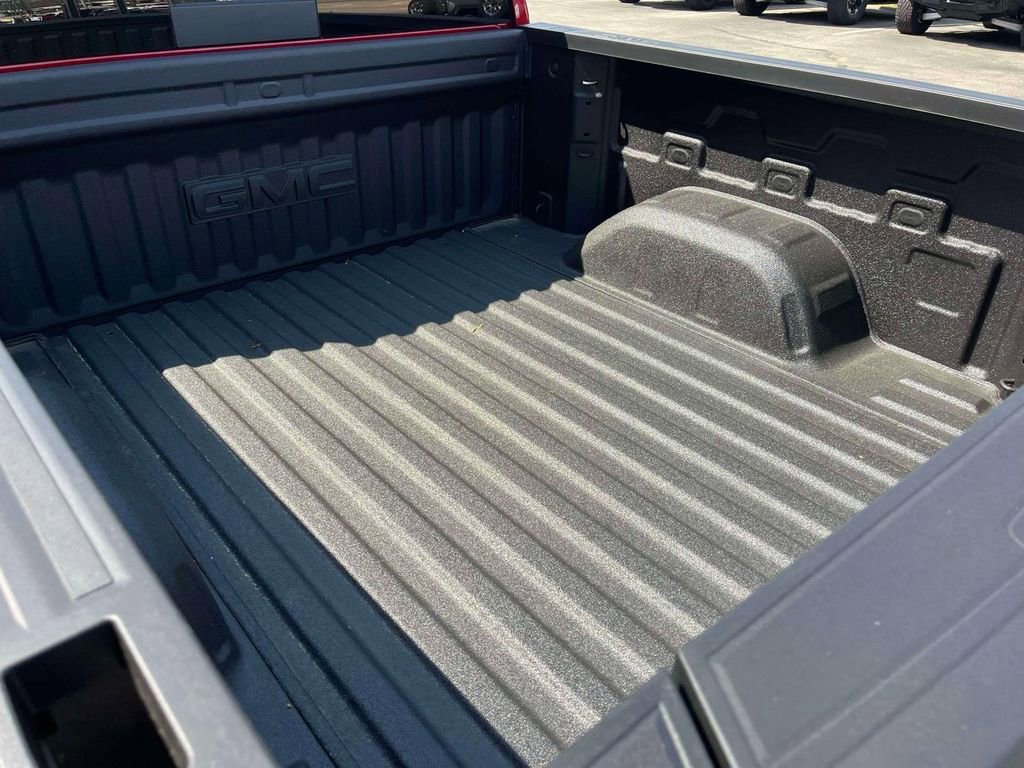 2026 GMC Sierra 1500 SLT - Photo 11