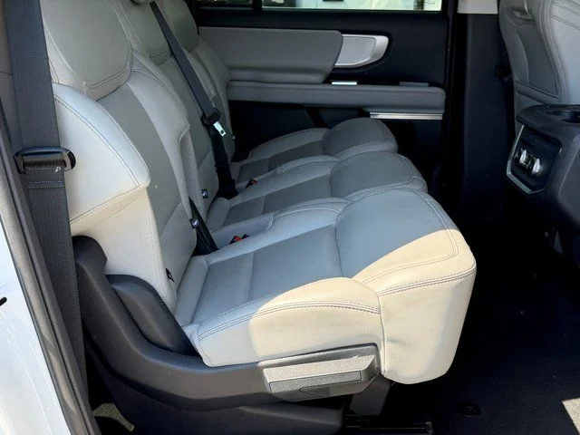 Used 2025 White Ford Active image 7