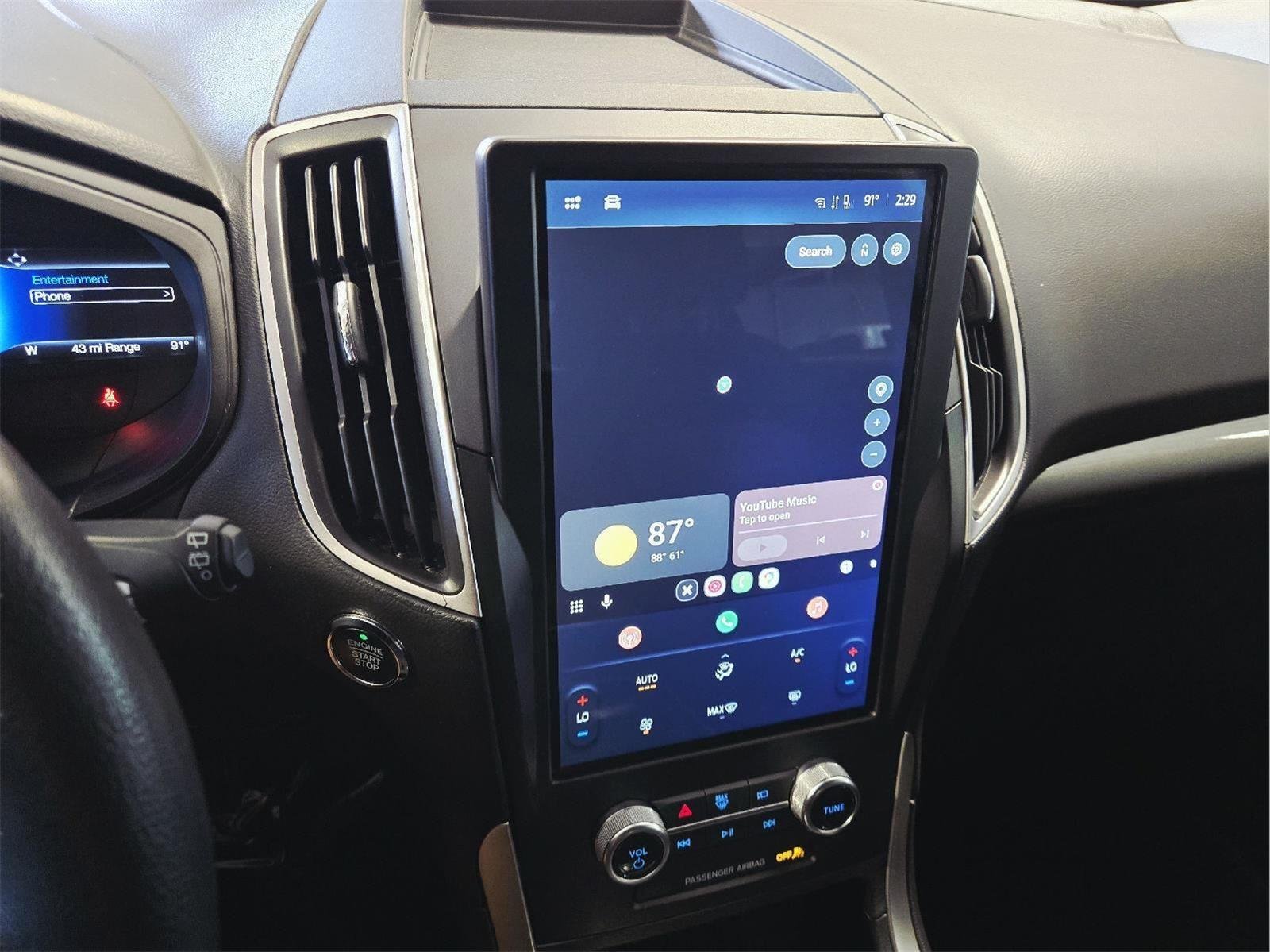 Used 2024 Agate Black Ford SE image 16