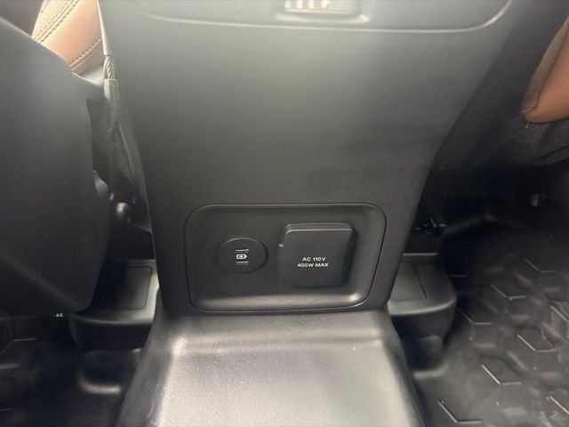 New 2026 Shadow Black Ford Outer Banks® image 19
