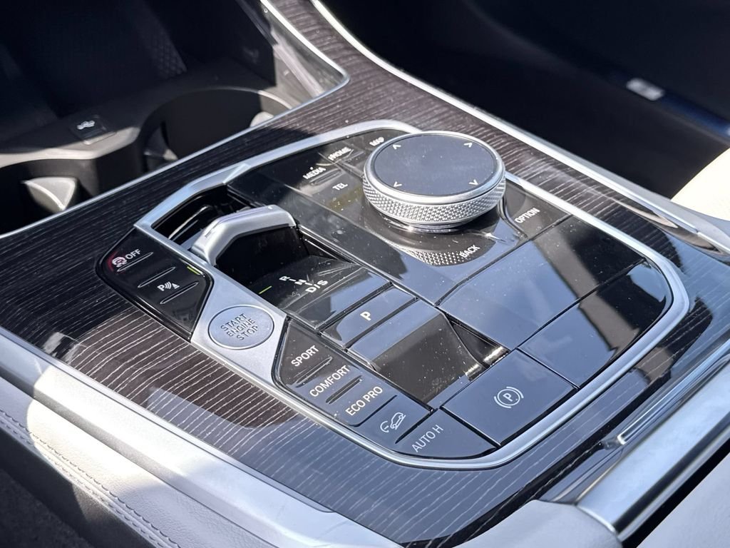 New 2026 Brooklyn Grey Metallic BMW xDrive40i image 22