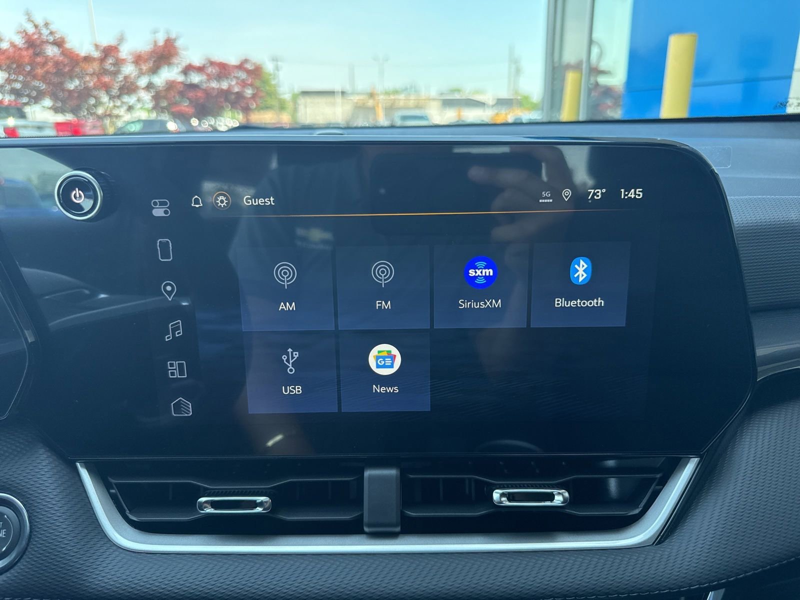 2026 Chevrolet Equinox LT - Photo 13