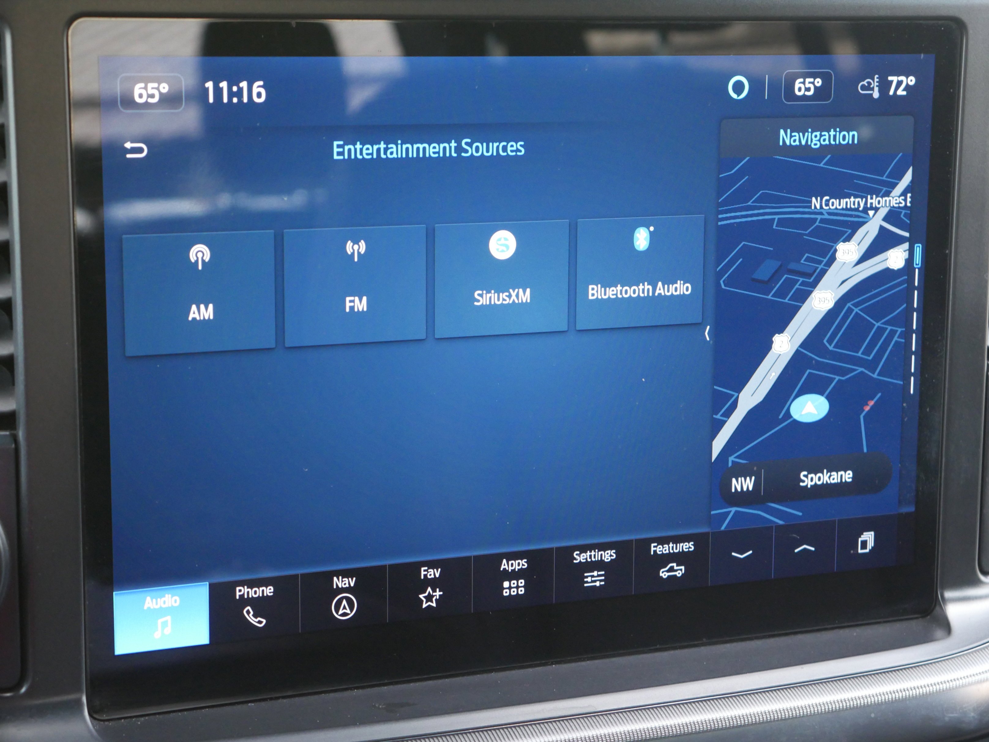 2025 Ford F-150 Lariat - Photo 13