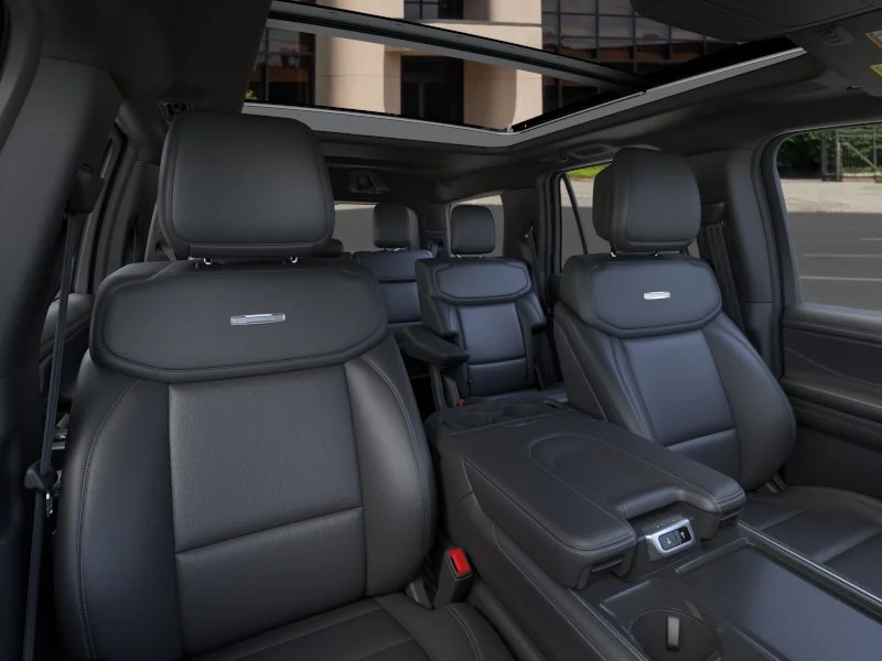 New 2026 Star White Metallic Tri-Coat Ford Platinum® image 40
