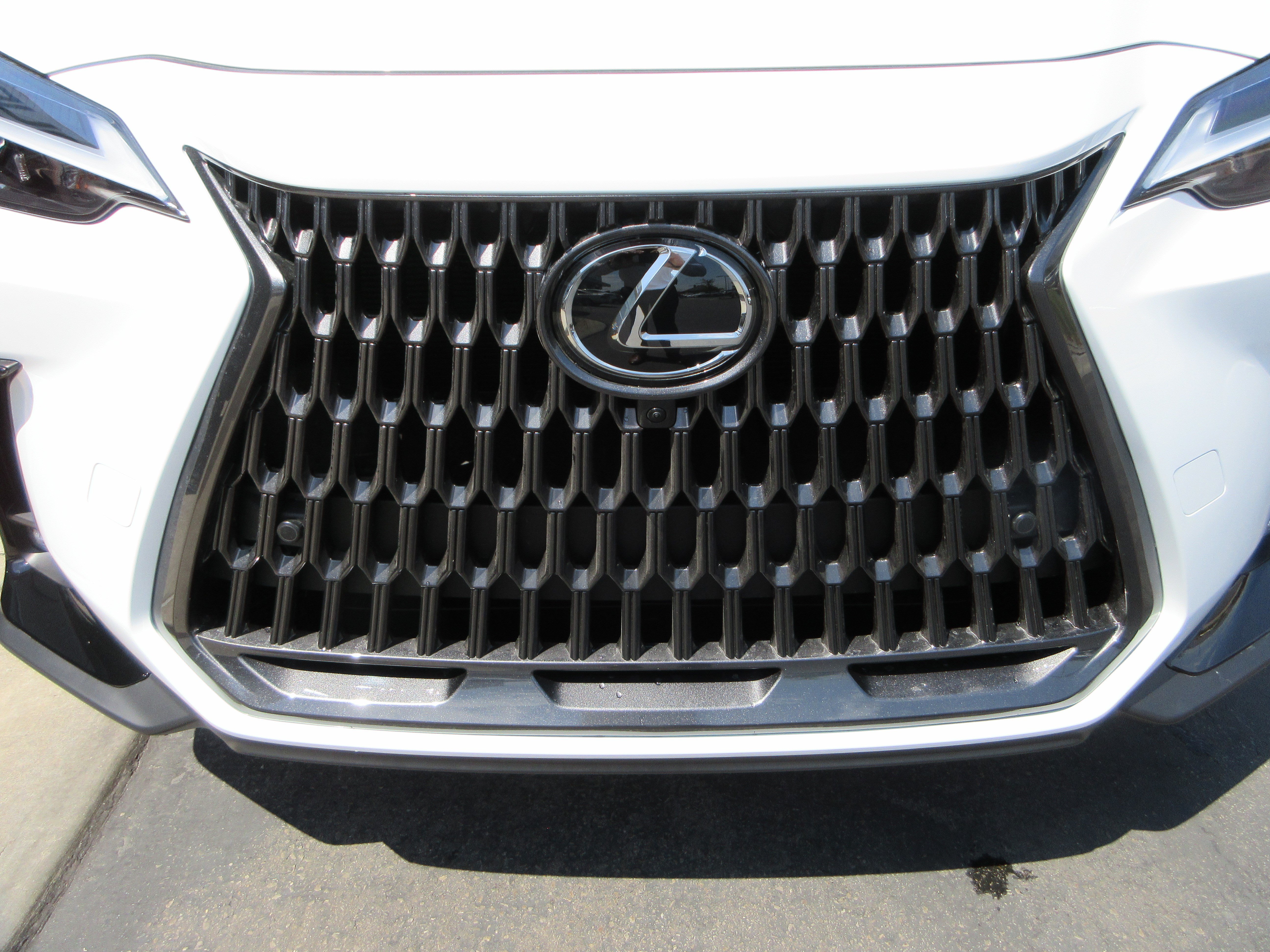 New 2026 Ultra White Lexus PREMIUM image 15