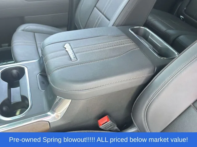 Used 2025 White Chevrolet High Country image 31