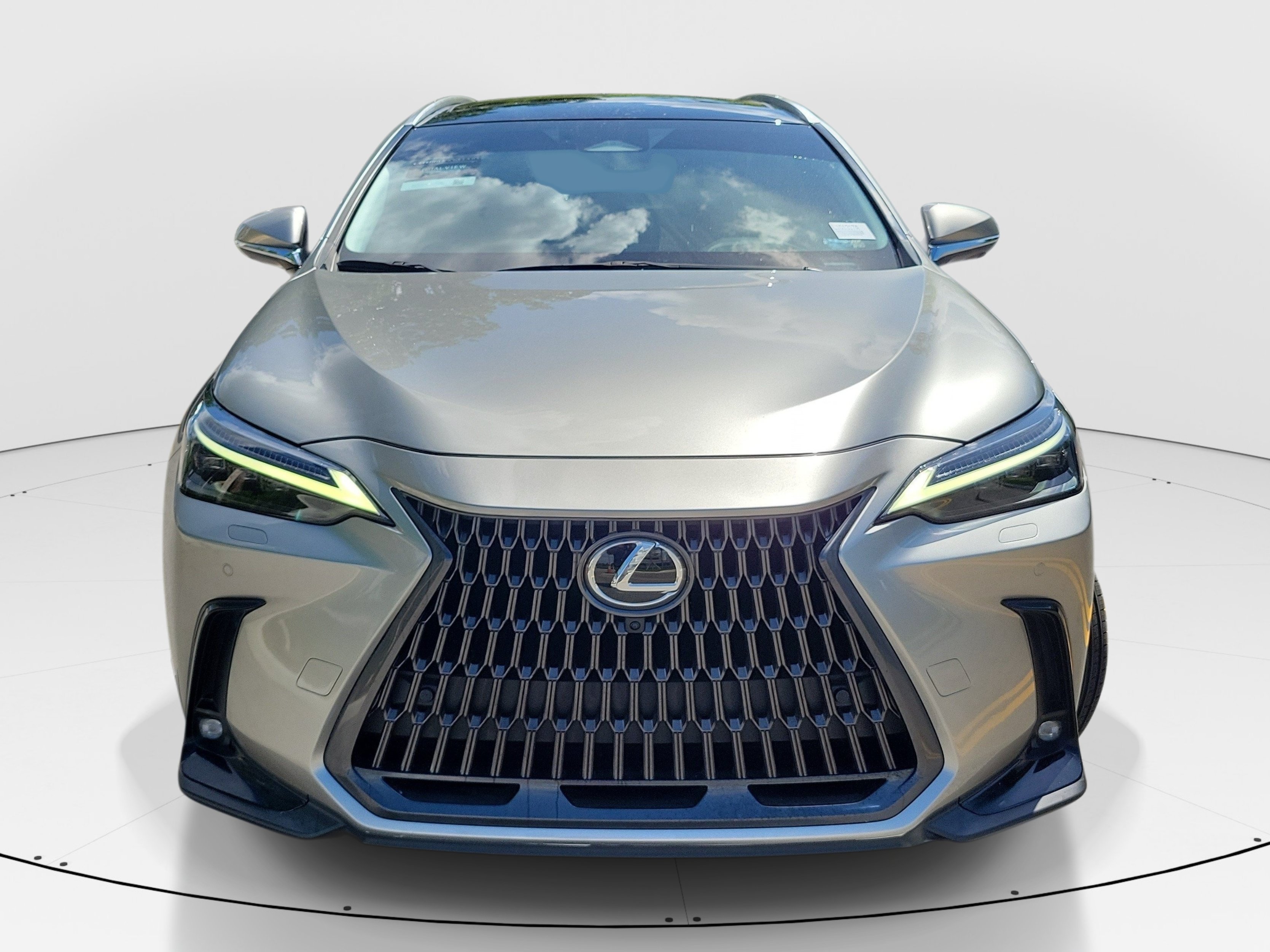 Used 2024 Silver Lexus 350 Luxury image 2