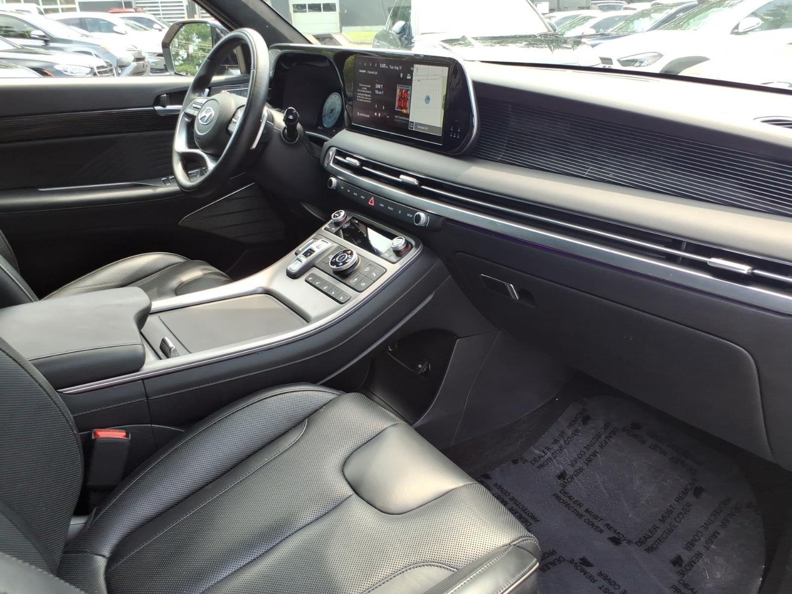 Used 2024 Abyss Black Pearl Hyundai Calligraphy image 24