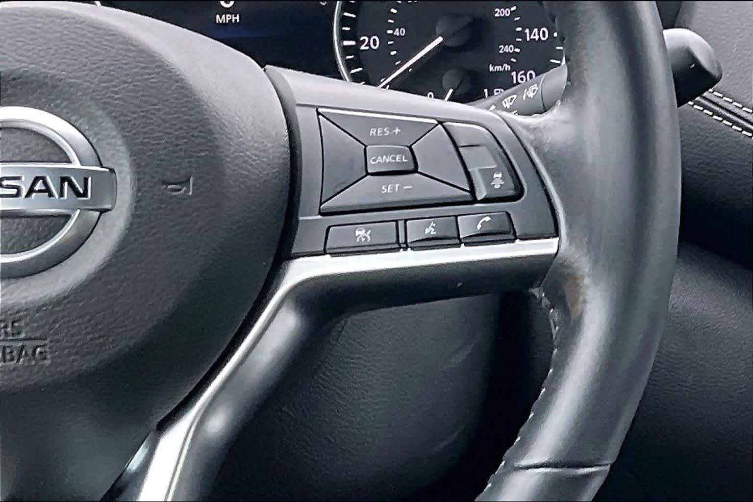 Used 2022 Brilliant Silver Metallic Nissan SV image 24