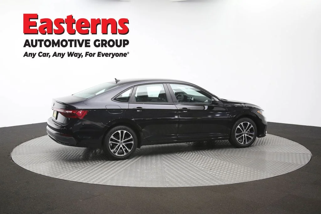 Used 2025 Black Volkswagen 1.5T Sport image 42