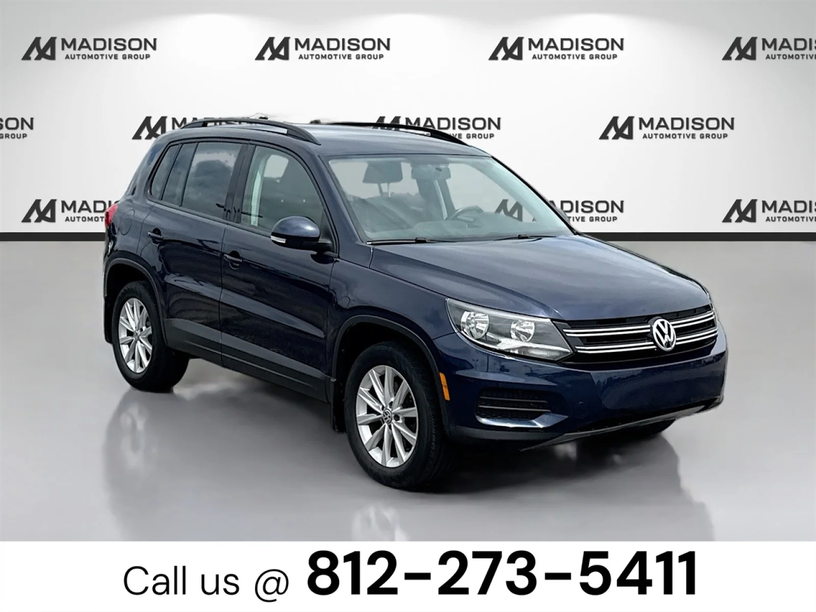 Used 2015 BLUE Volkswagen SE image 3