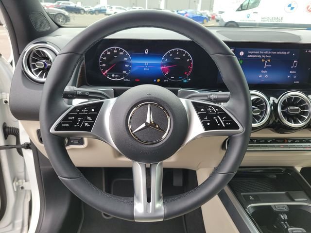 Used 2026 White Mercedes-Benz GLB 250 image 30