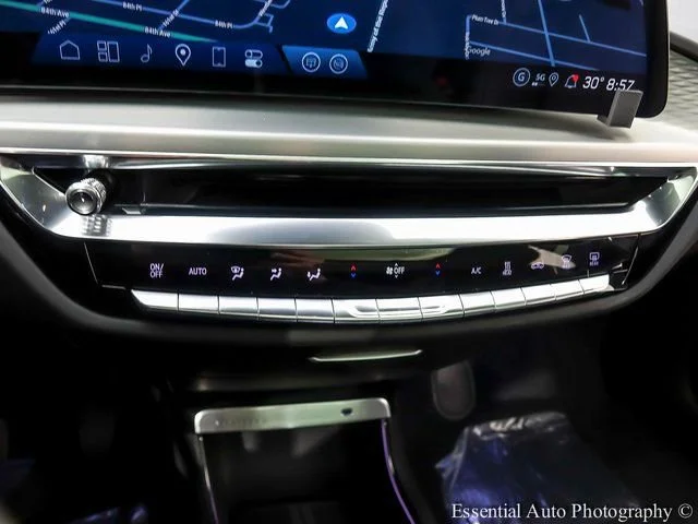 New 2025 Crystal White Tricoat Cadillac Sport 1 image 18