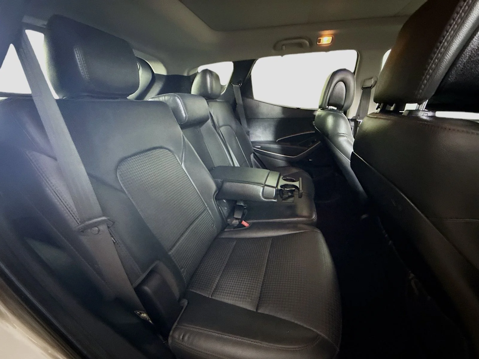 Used 2016 Gray Hyundai 2.0T image 23