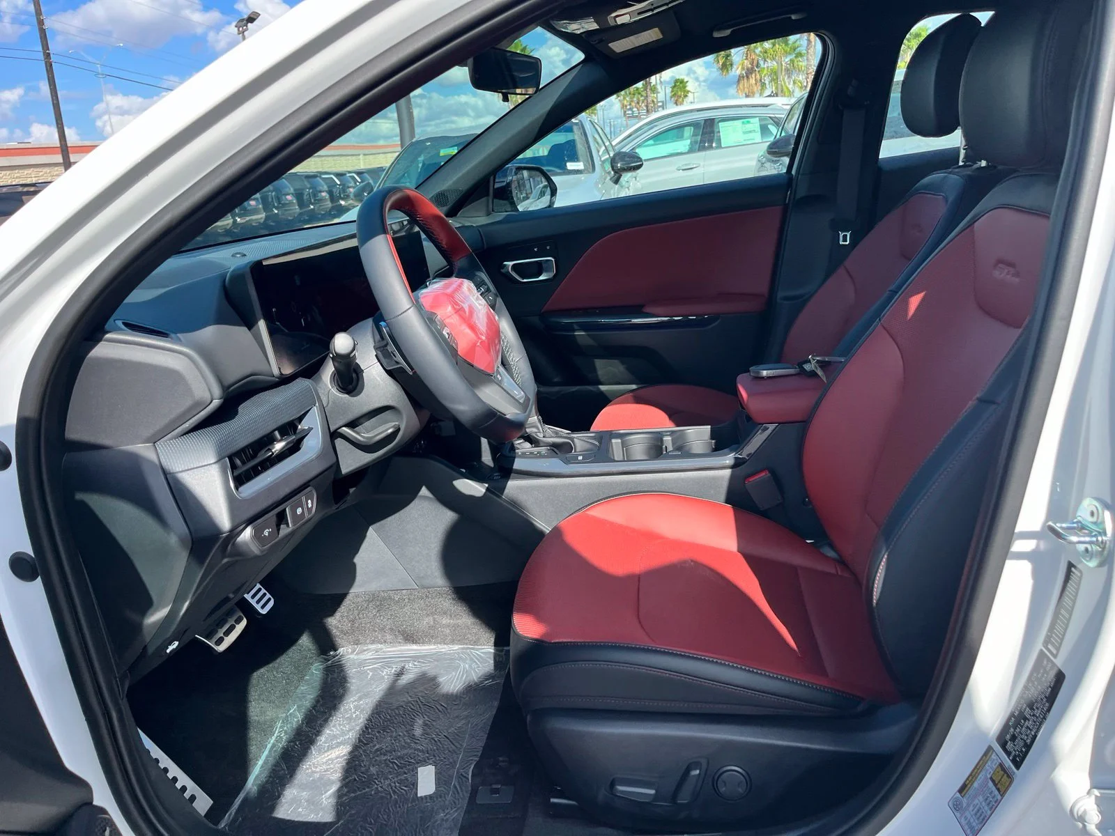 New 2026 White Kia GT-Line Turbo image 15