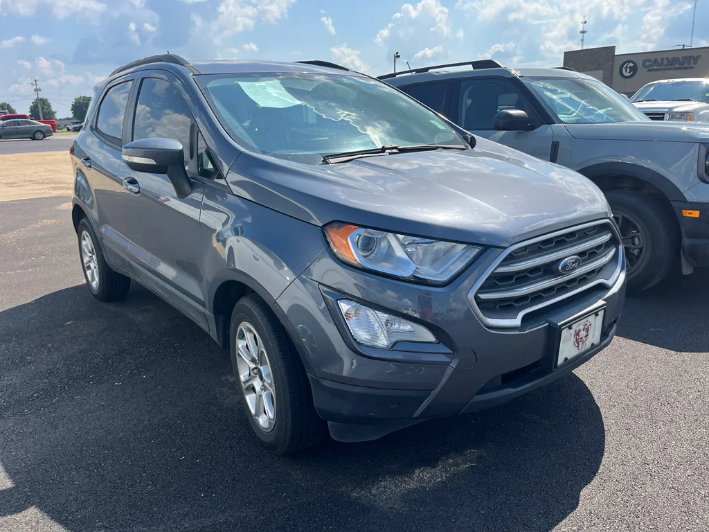 Used 2021 Smoke Metallic Ford SE image 2