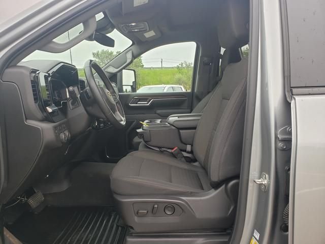 Used 2025 Gray Chevrolet LT image 10
