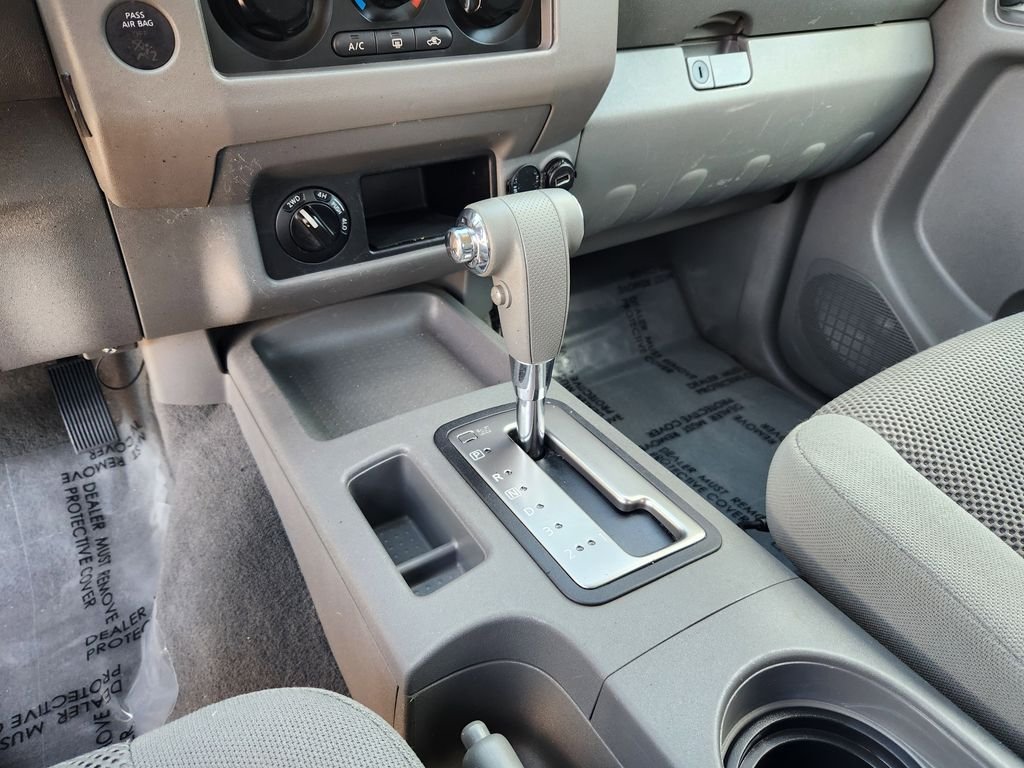 Used 2006 Gray Nissan SE image 16