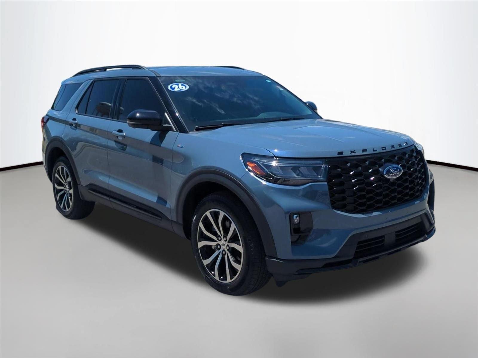 Used 2025 Vapor Blue Ford ST-Line image 7
