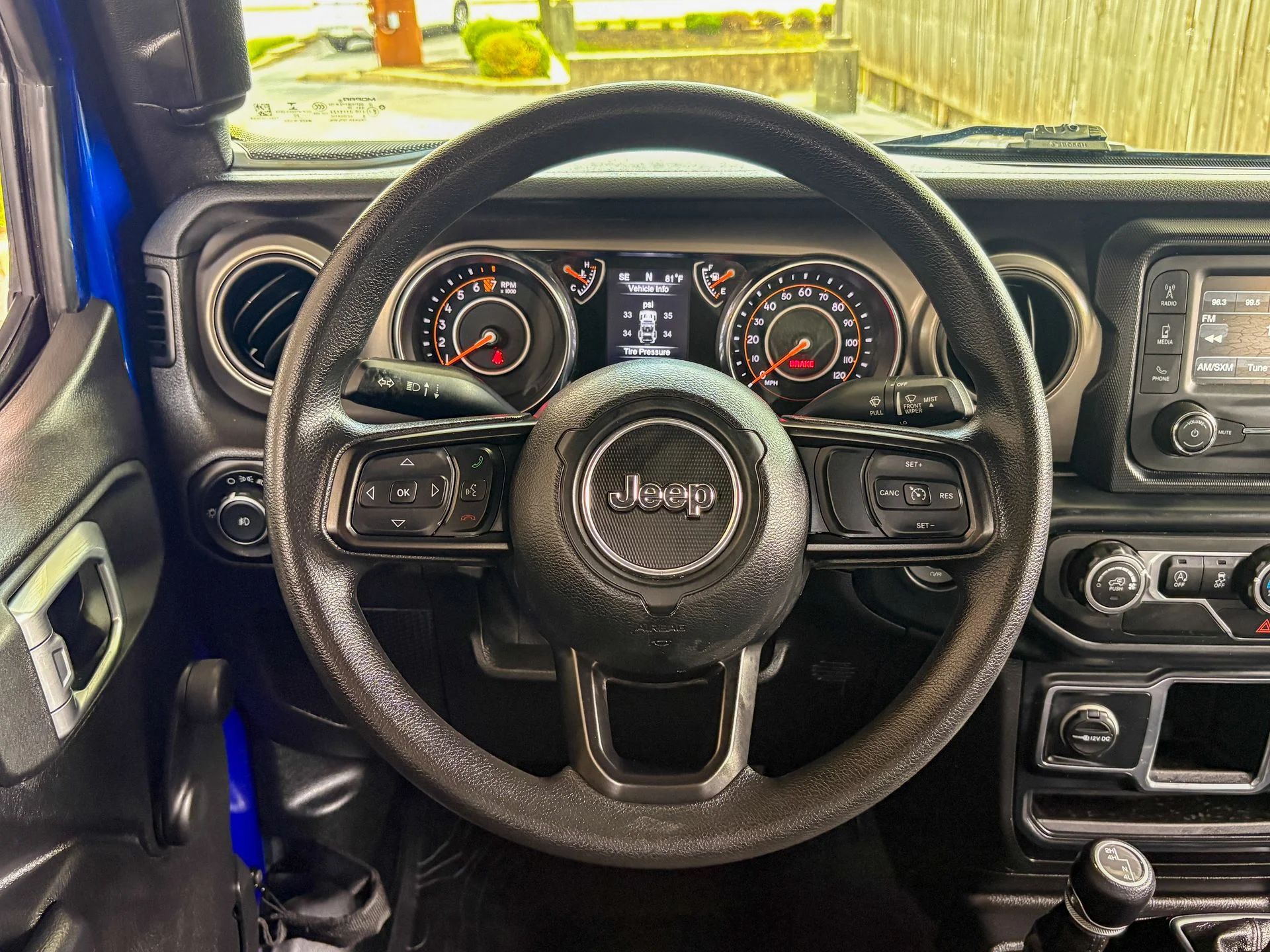 Used 2019 Blue Jeep Unlimited Sport image 17