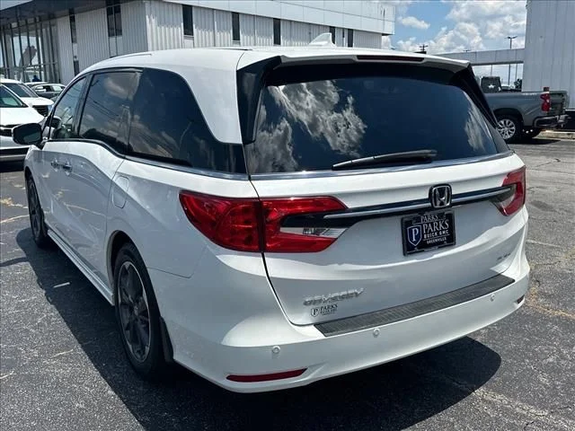 Used 2024 White Honda Elite image 8