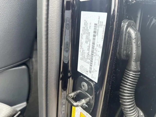 Used 2025 Black Ford Lariat image 24