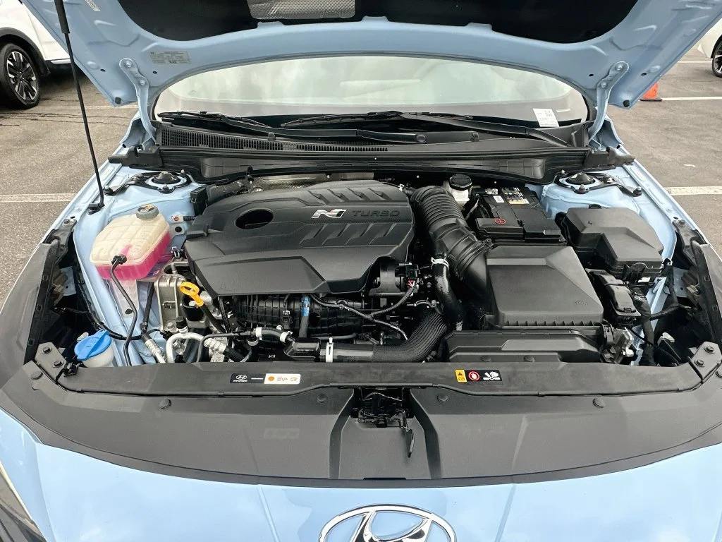 Used 2022 Blue Hyundai Base image 31