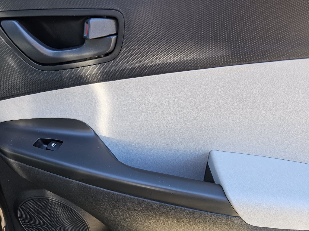 2023 Hyundai Kona SEL - Photo 13