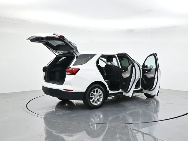 Used 2024 White Chevrolet LS image 46