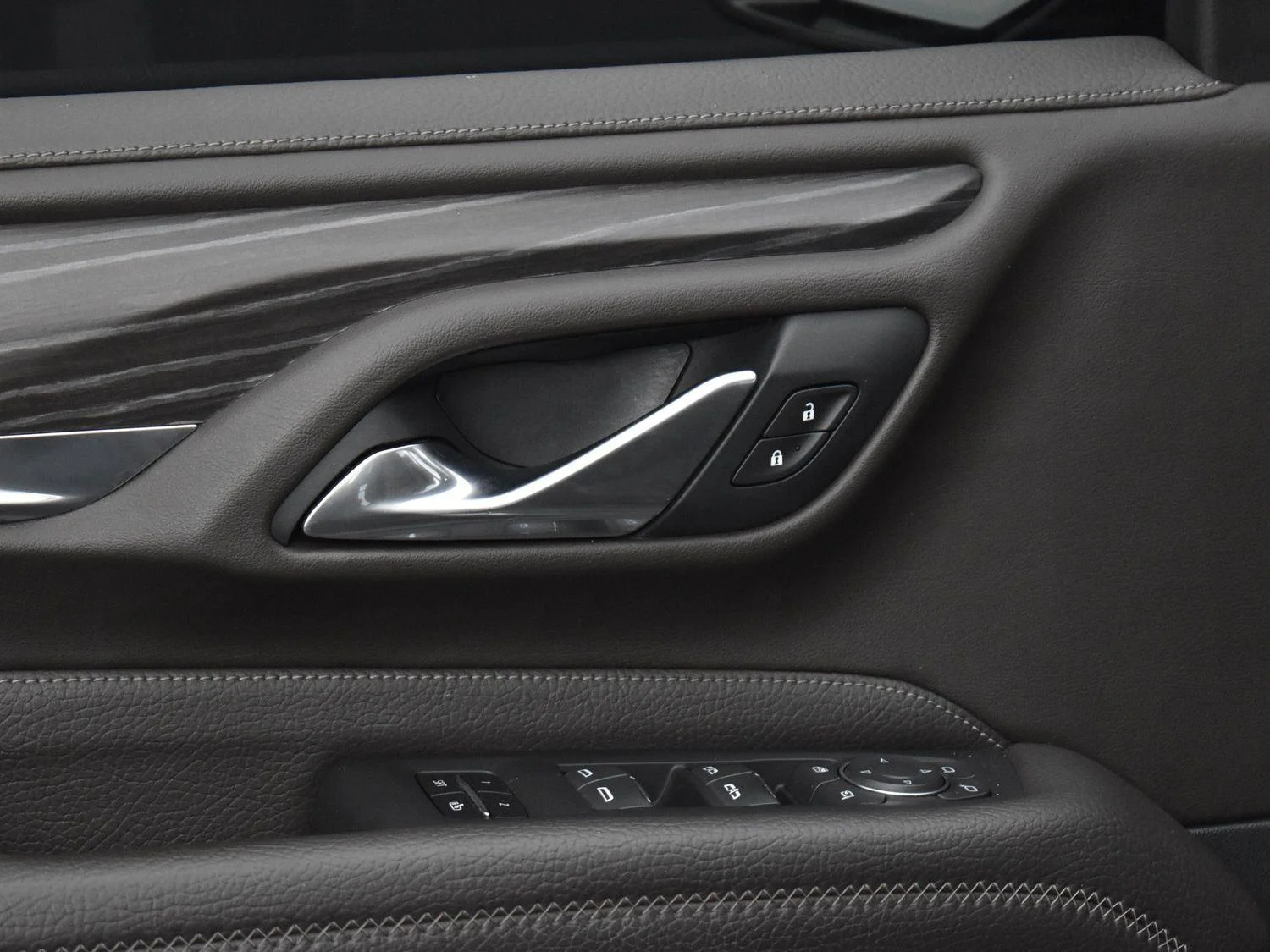 Used 2021 Hunter Metallic GMC Denali image 13