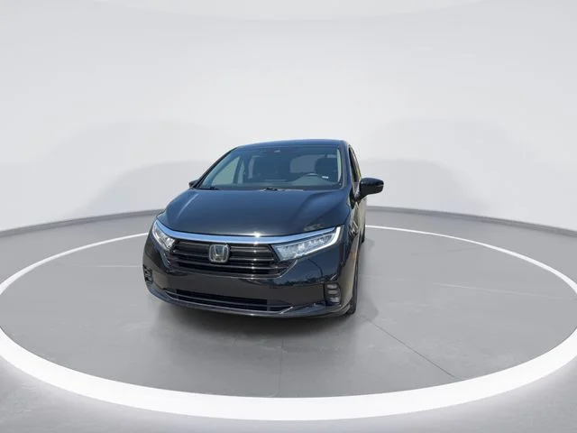 Used 2024  Honda EX-L image 3
