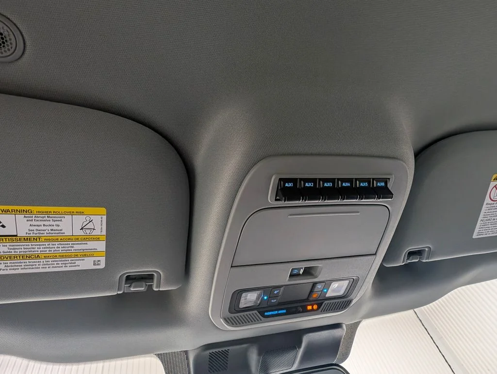 New 2026 Oxford White Ford F-250® XLT image 7
