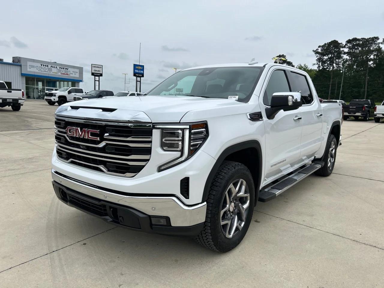 New 2026 Summit White GMC SLT image 1