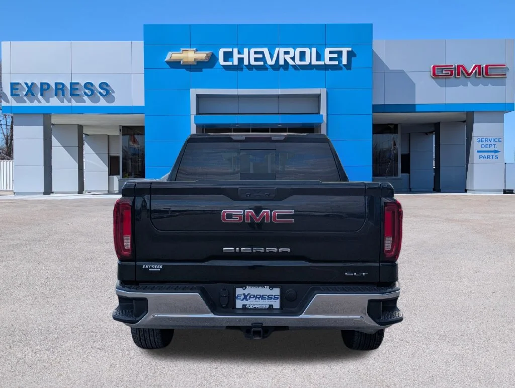 Used 2024 Black GMC SLT image 4
