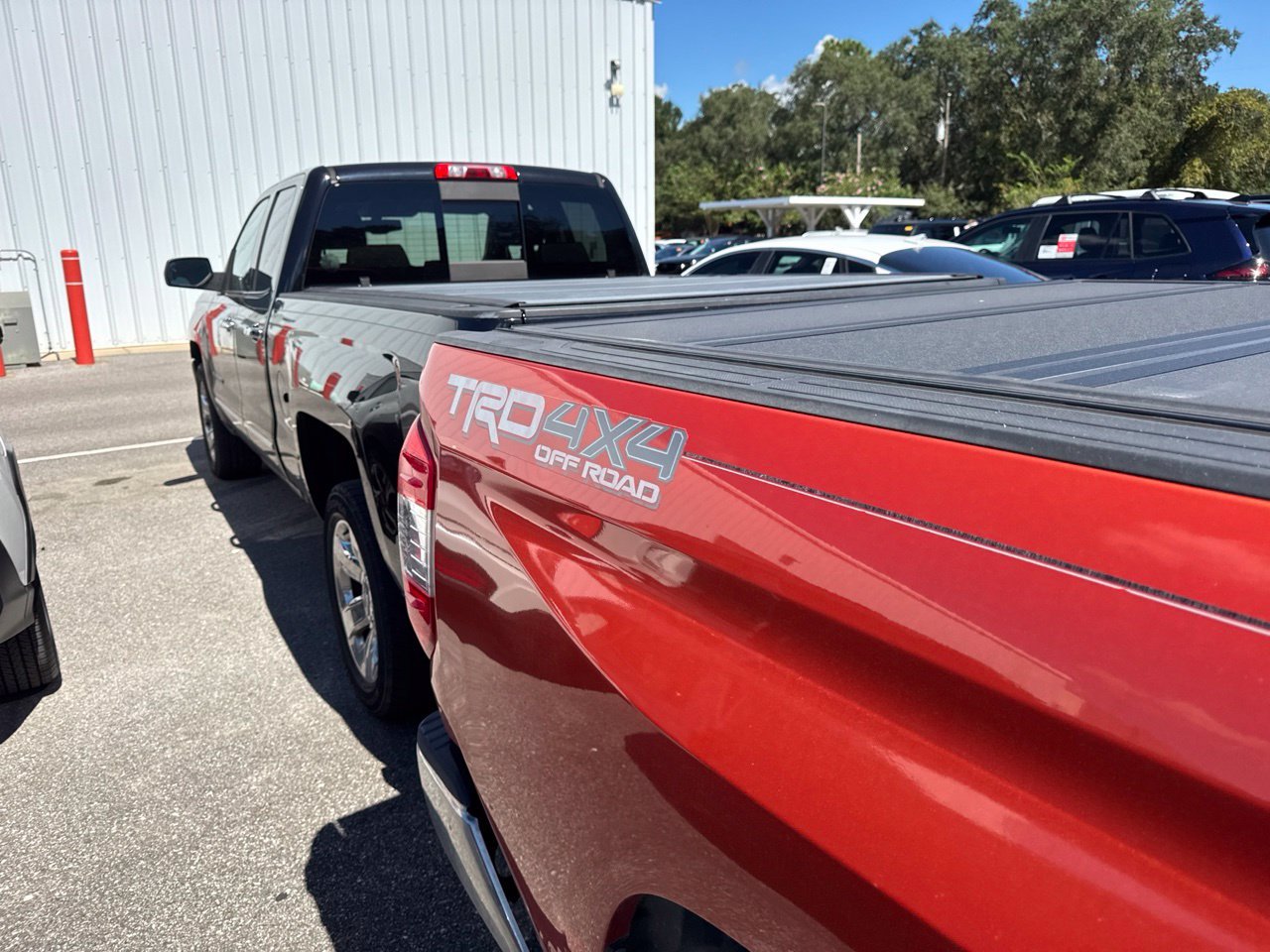 Used 2017  Toyota  image 9