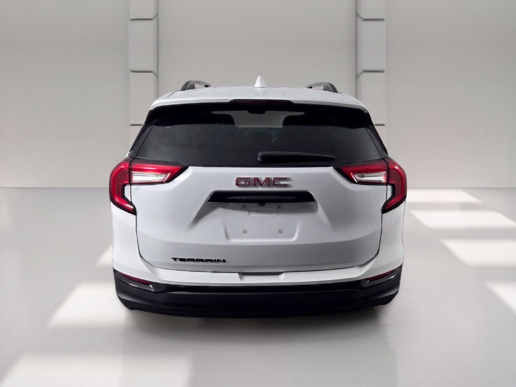Certified Used 2022 Summit White GMC SLT image 5